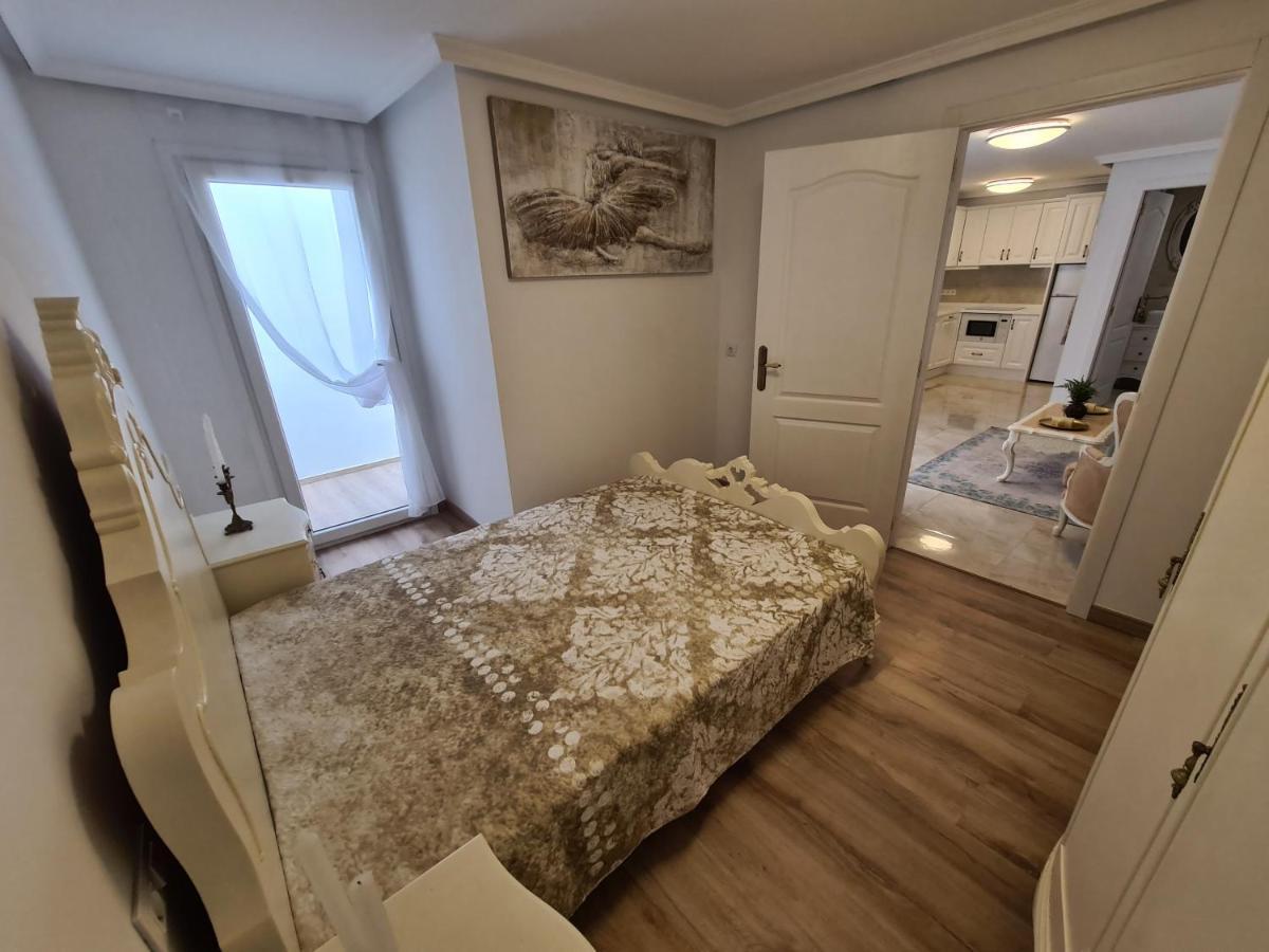 Retro 1 Bedroom Apartment Chayofa Bagian luar foto