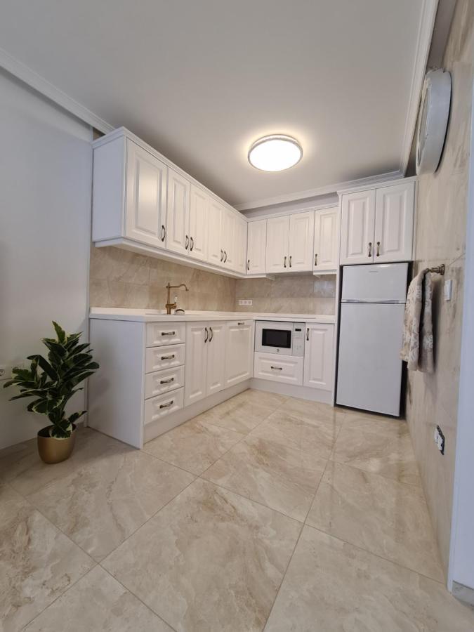 Retro 1 Bedroom Apartment Chayofa Bagian luar foto